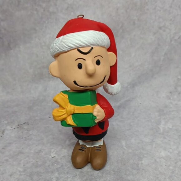 Vintage Peanuts Charlie Brown Christmas Ornament - Picture 1 of 2